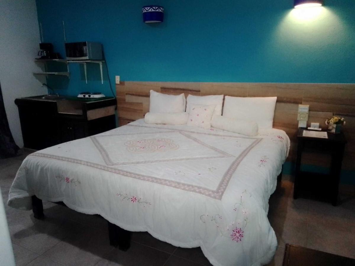 Hotel Acuario Playa Del Carmen Buitenkant foto