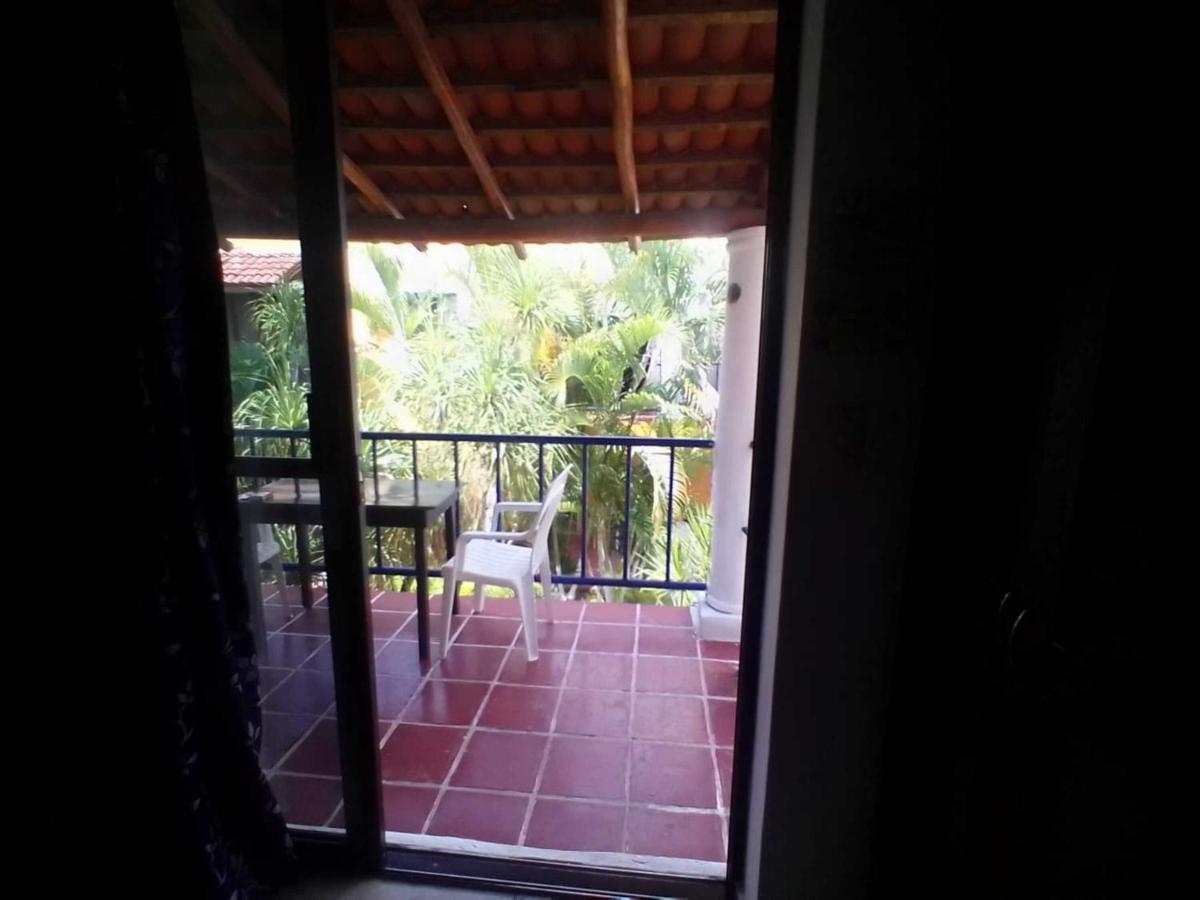 Hotel Acuario Playa Del Carmen Buitenkant foto