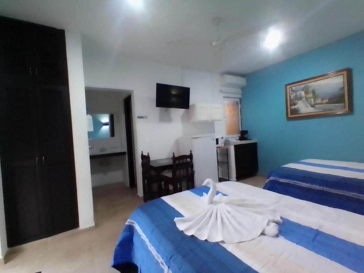 Hotel Acuario Playa Del Carmen Kamer foto