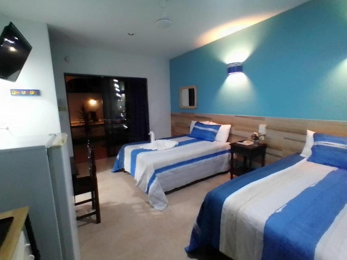 Hotel Acuario Playa Del Carmen Kamer foto